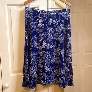 Silk, Navy and Cream White, Tailor Made Skirt, Size 10/11